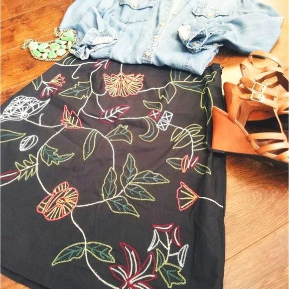Lapis Dresses & Skirts - 𝅺LAPIS Embroidered Flower Skirt
